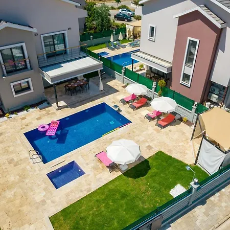 Vila Villa Meropis *