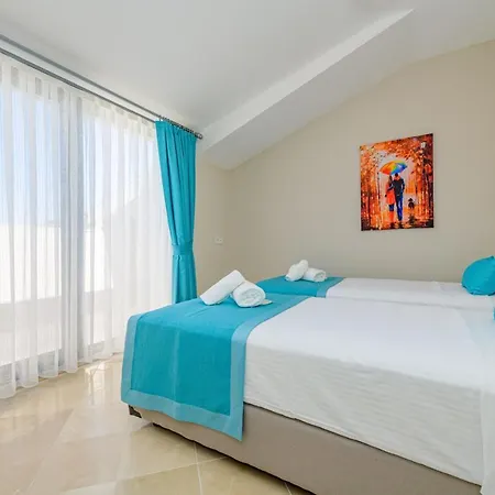 Vila Villa Meropis